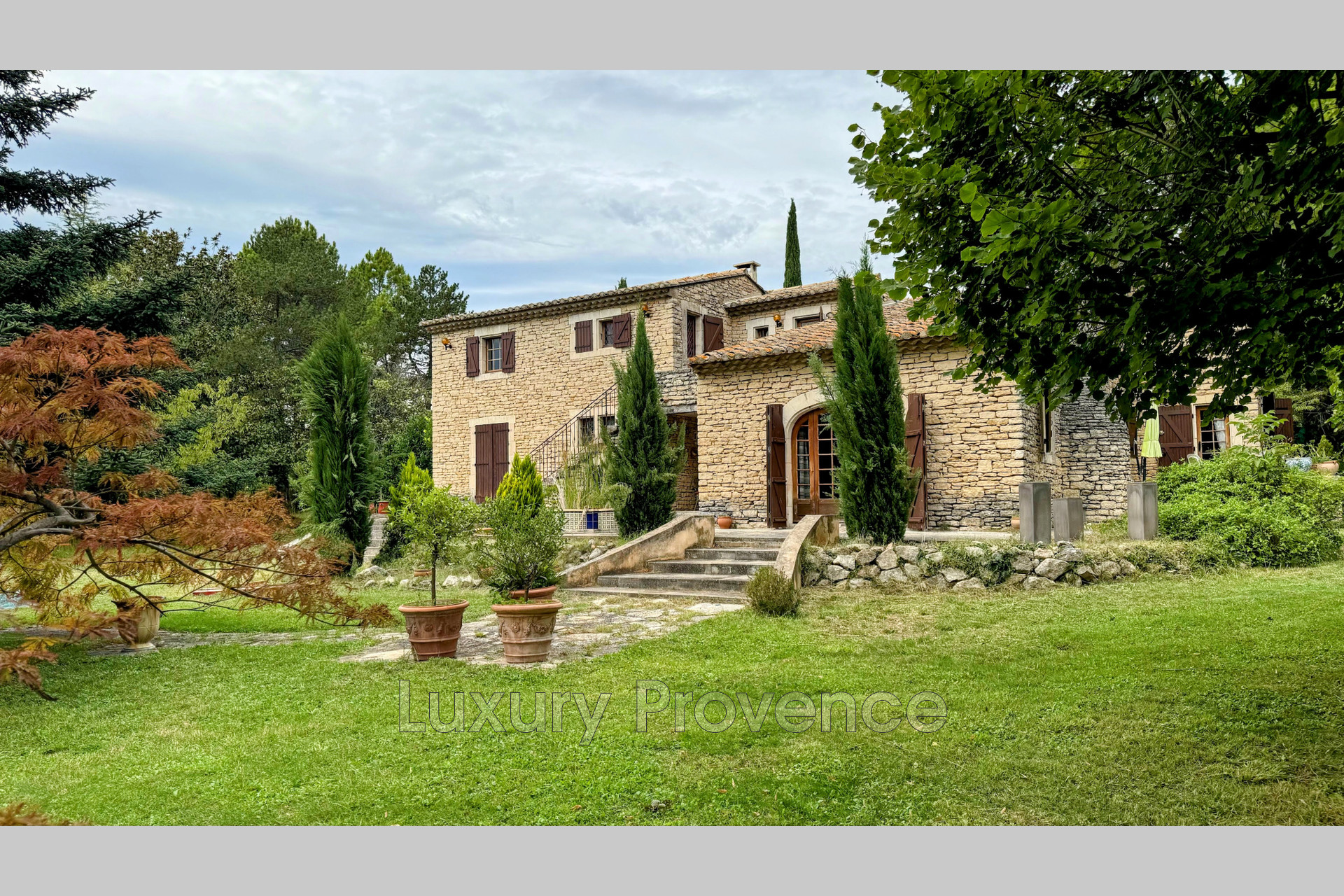 Agence immobilière de LUXURY PROVENCE